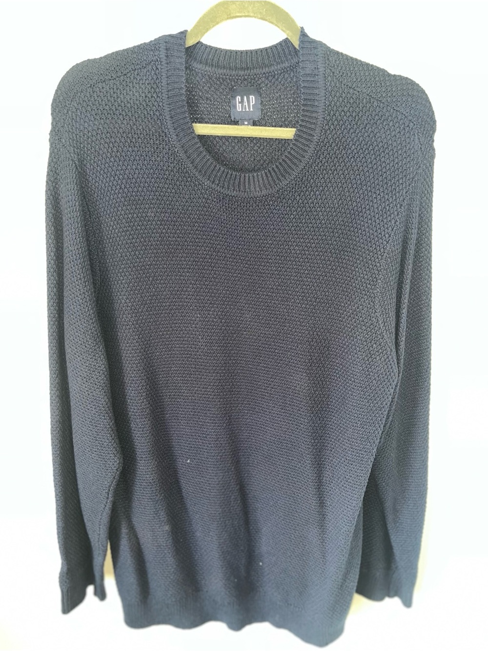 GAP Men's Crewneck Sweater in Black